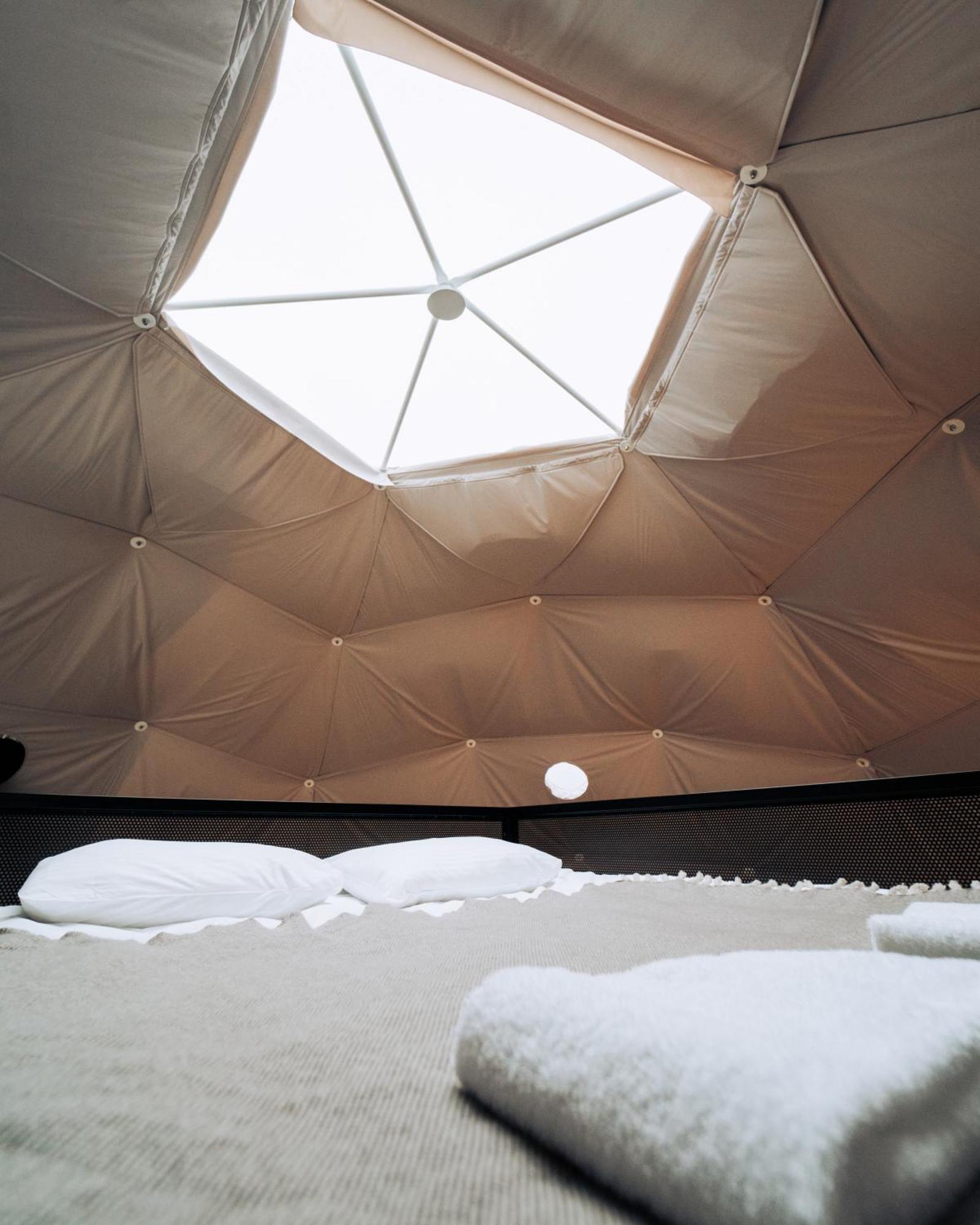 Golden Circle Domes - Lake View Selfoss Bagian luar foto